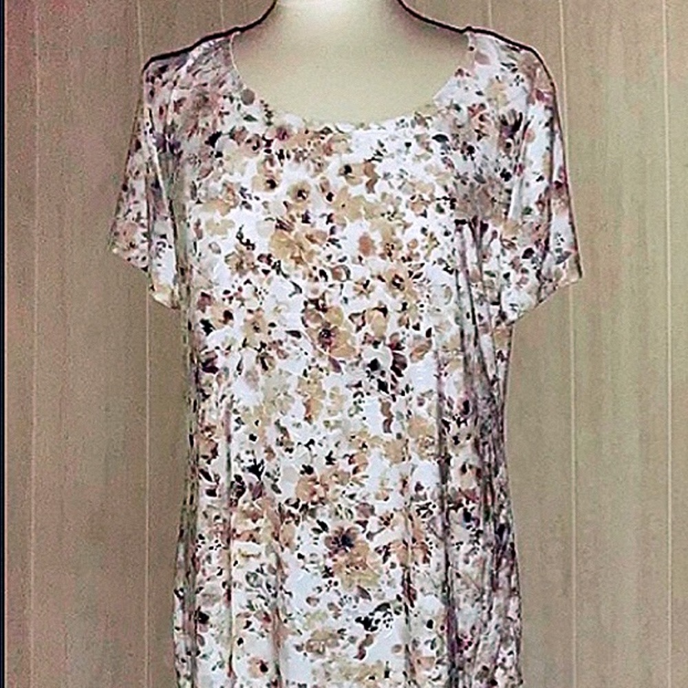 🌹SALE EUC floral Croft & Barrow shirt Size L 🌹